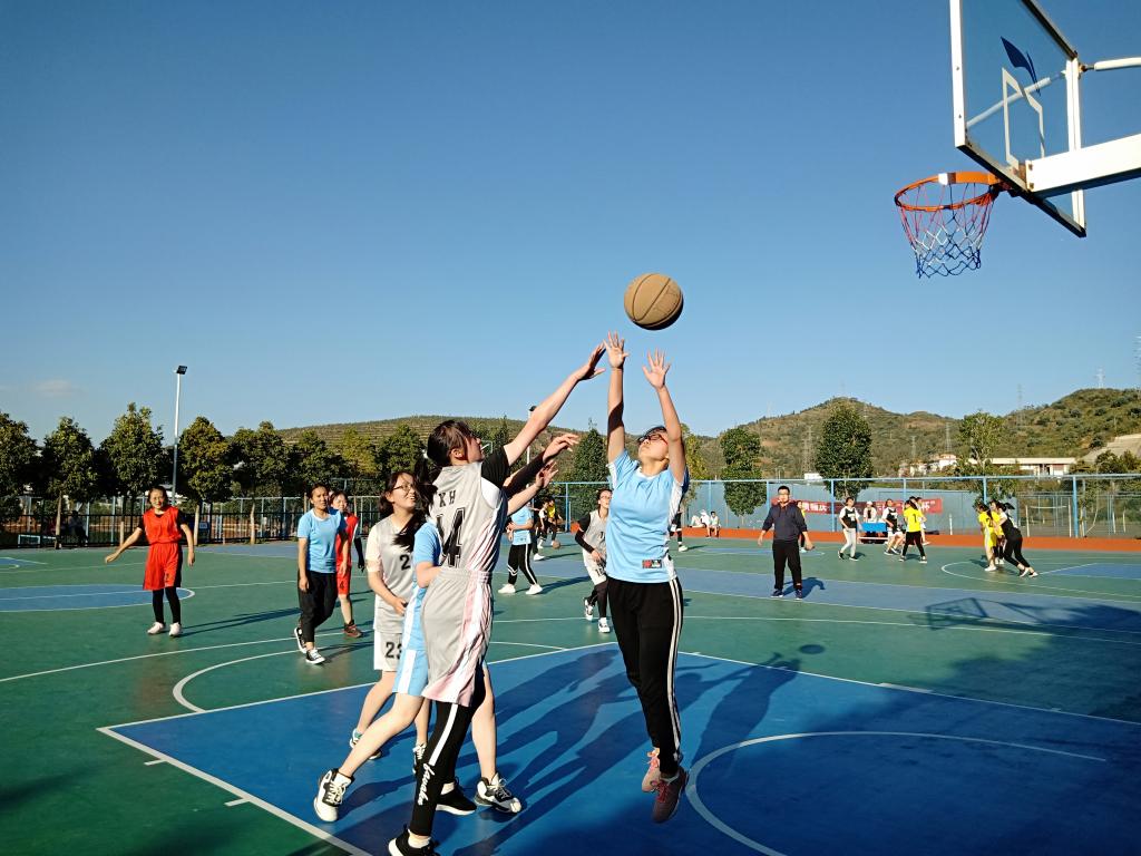 青春热血的对抗--数学学院善数杯篮球赛圆满
