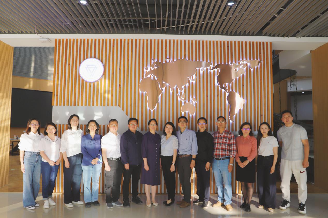 c2fbacef3fb80b6289023020b9f33872