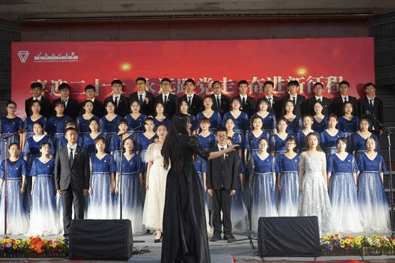 生命科学学院举办第二十届合唱比赛暨五四表彰大会