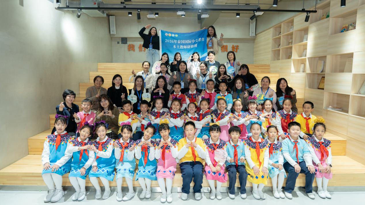 a92bfaf9d8132bfdf53a15e56a85a3e3